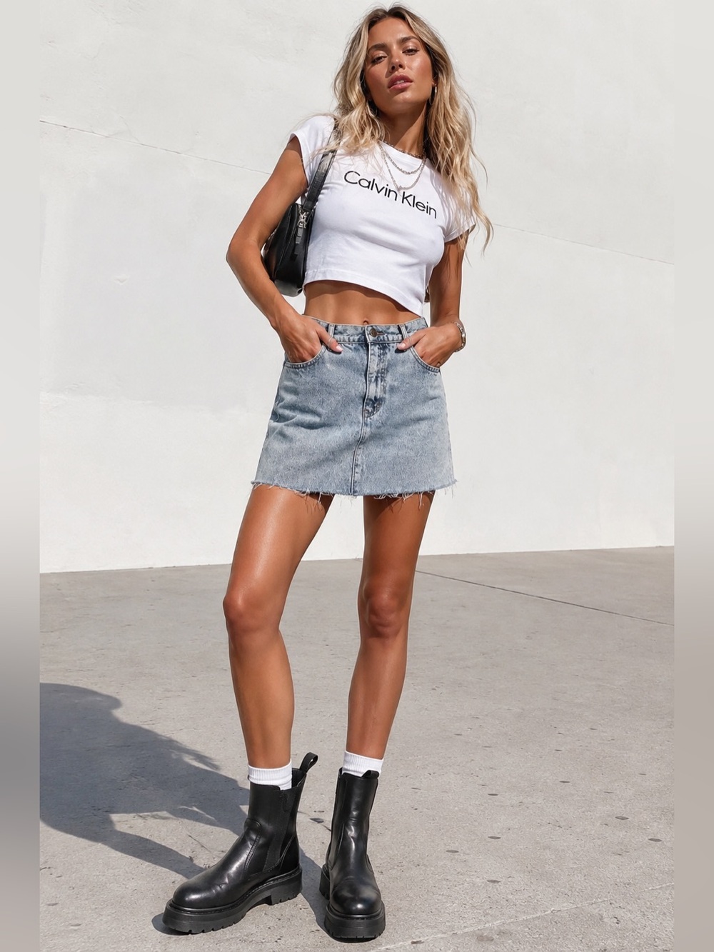 Vintage 90s Calvin Klein USA Denim Mini Skirt Raw Hem Y2K Acid Wash 7/8